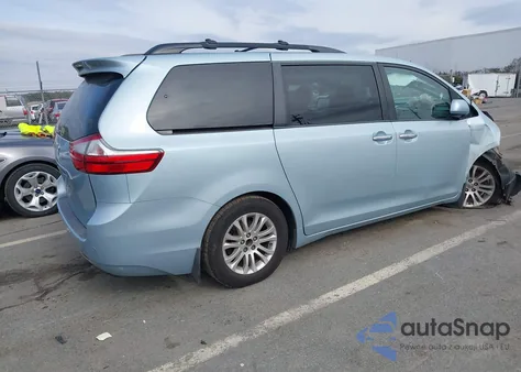 2015 Toyota Sienna Xle 8 Passenger z USA, uszkodzony, nr VIN 5TDYK3DC8FS537661